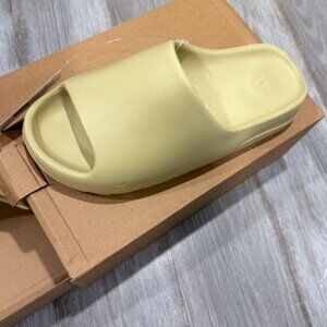Yeezy Slides
